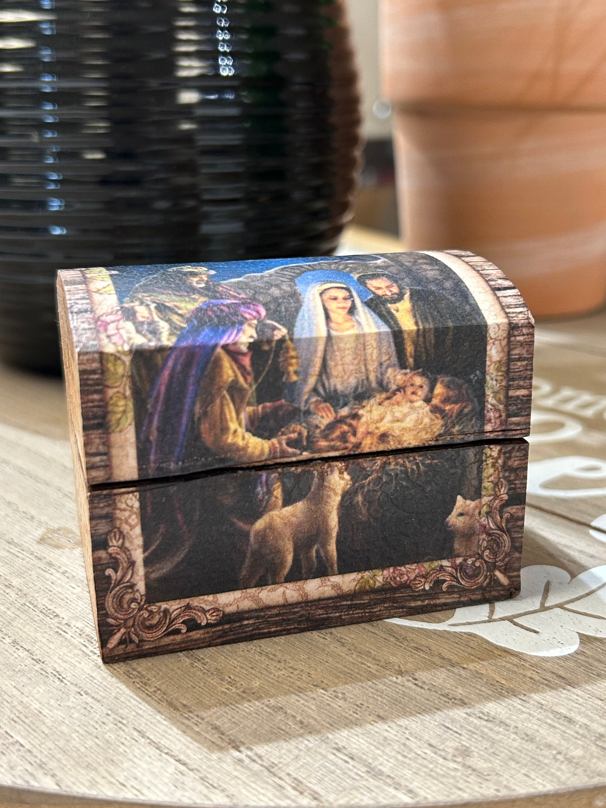 1 INCH 5 PIECE METAL NATIVITY SET WITH GIFT BOX