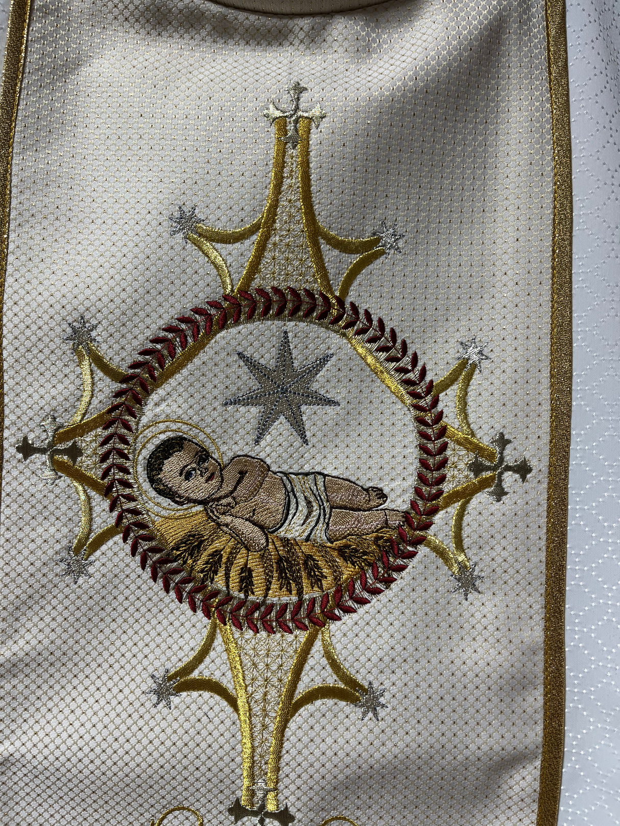 White Chasuble ( Baby Jesus)
