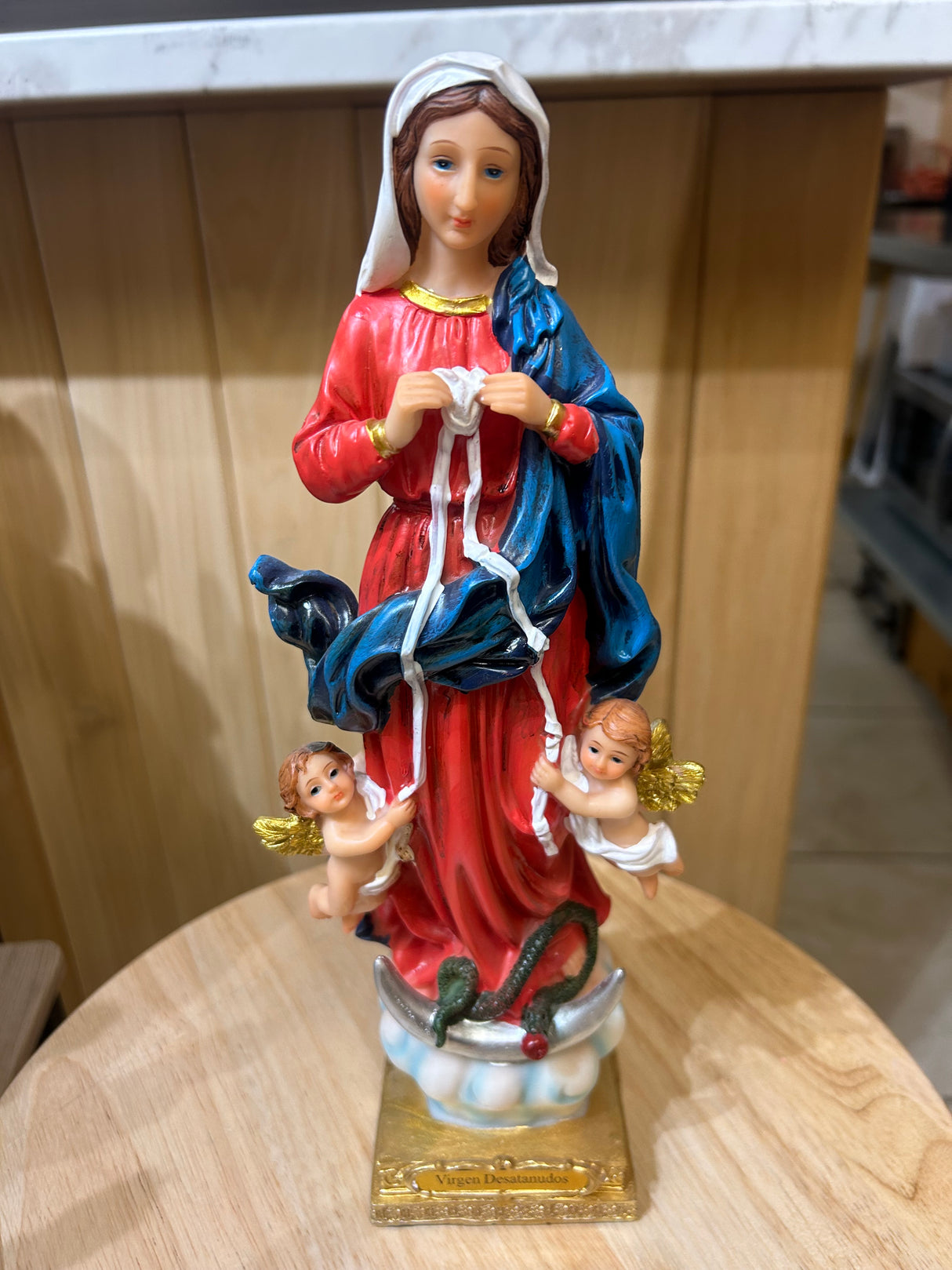 Virgen Desatanudos 12" I-4