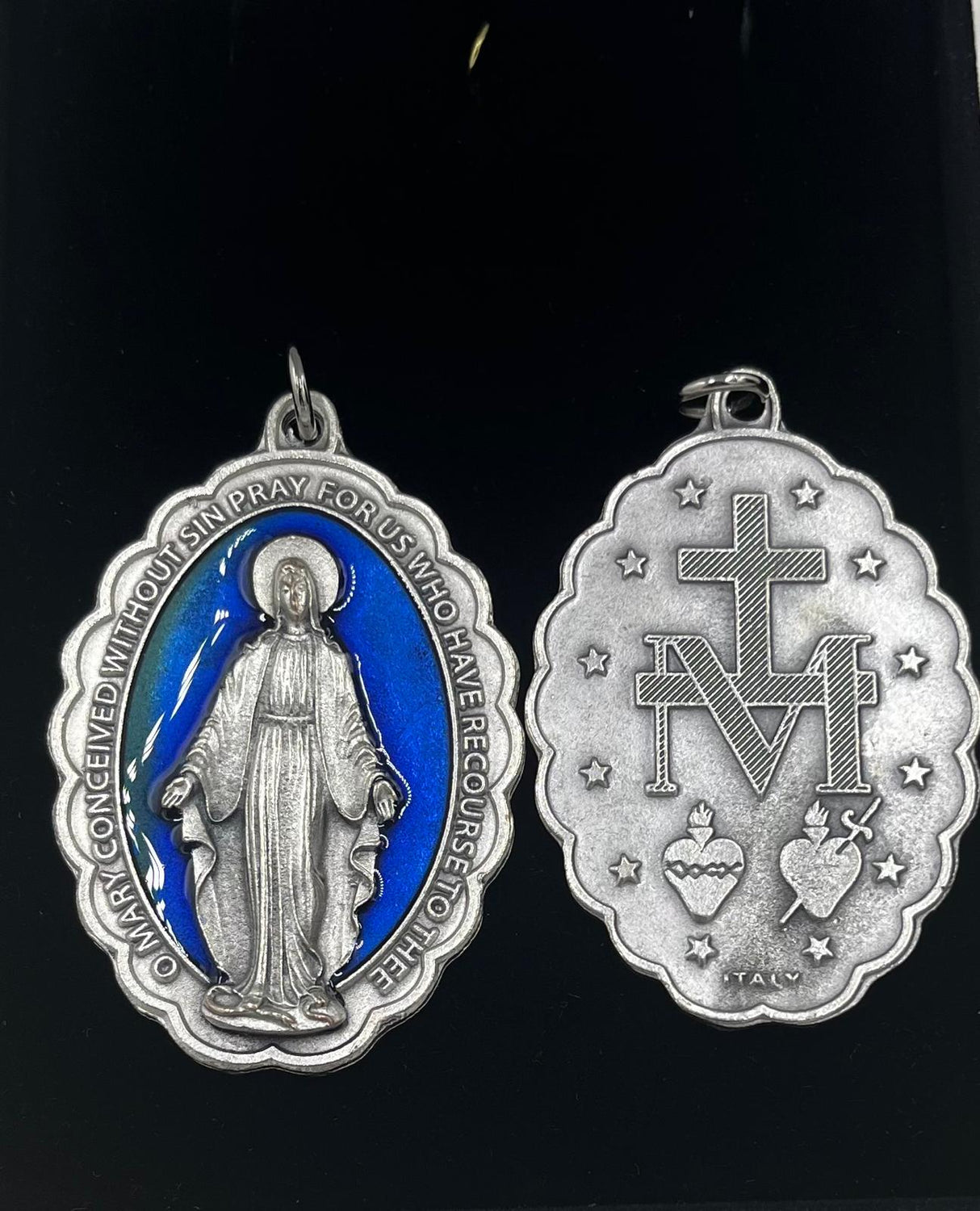 M -MEDAL W/BLUE ENAMEL ENG 2.25"
