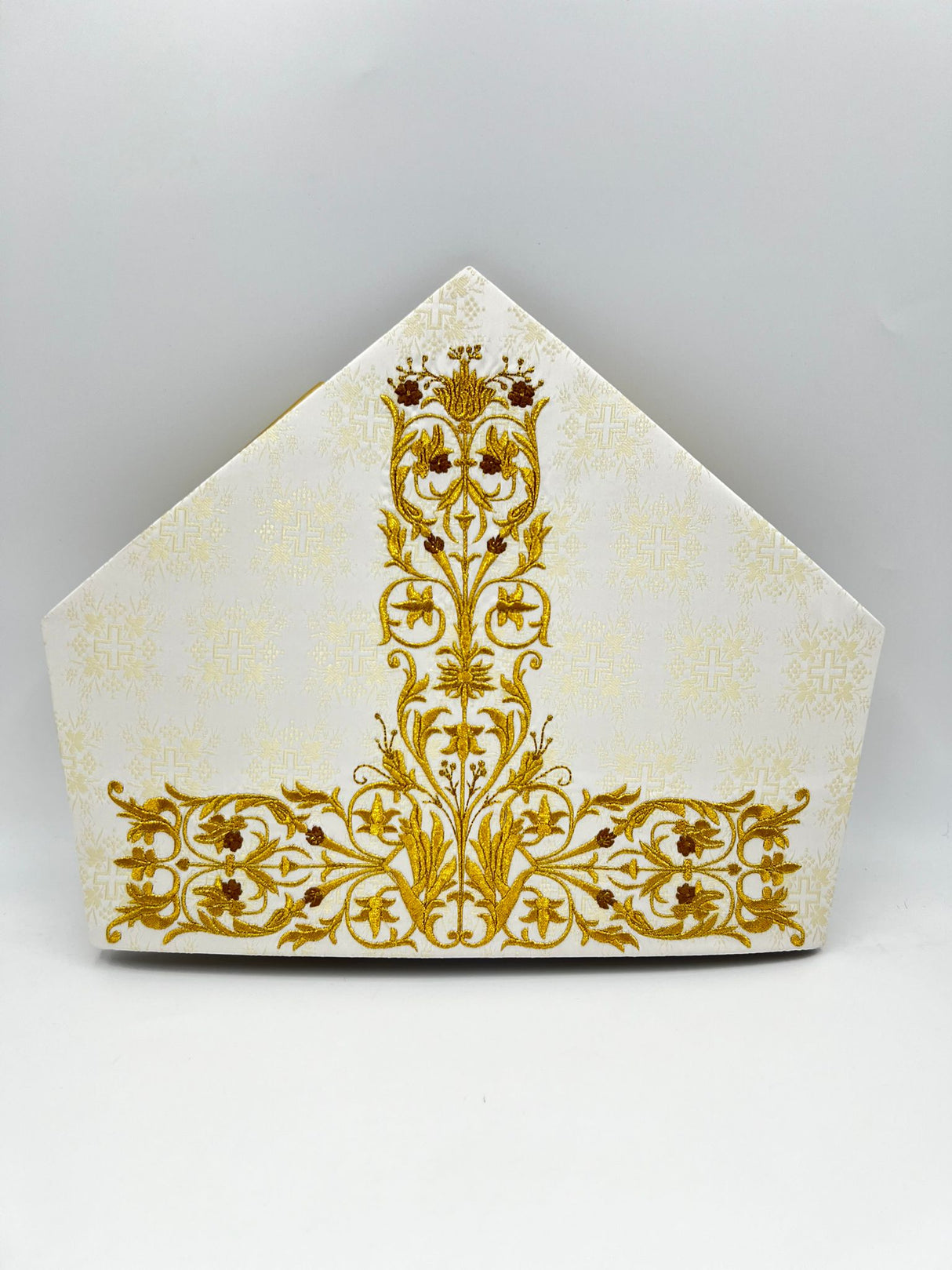 MITRA Bordado de Flores Doradas