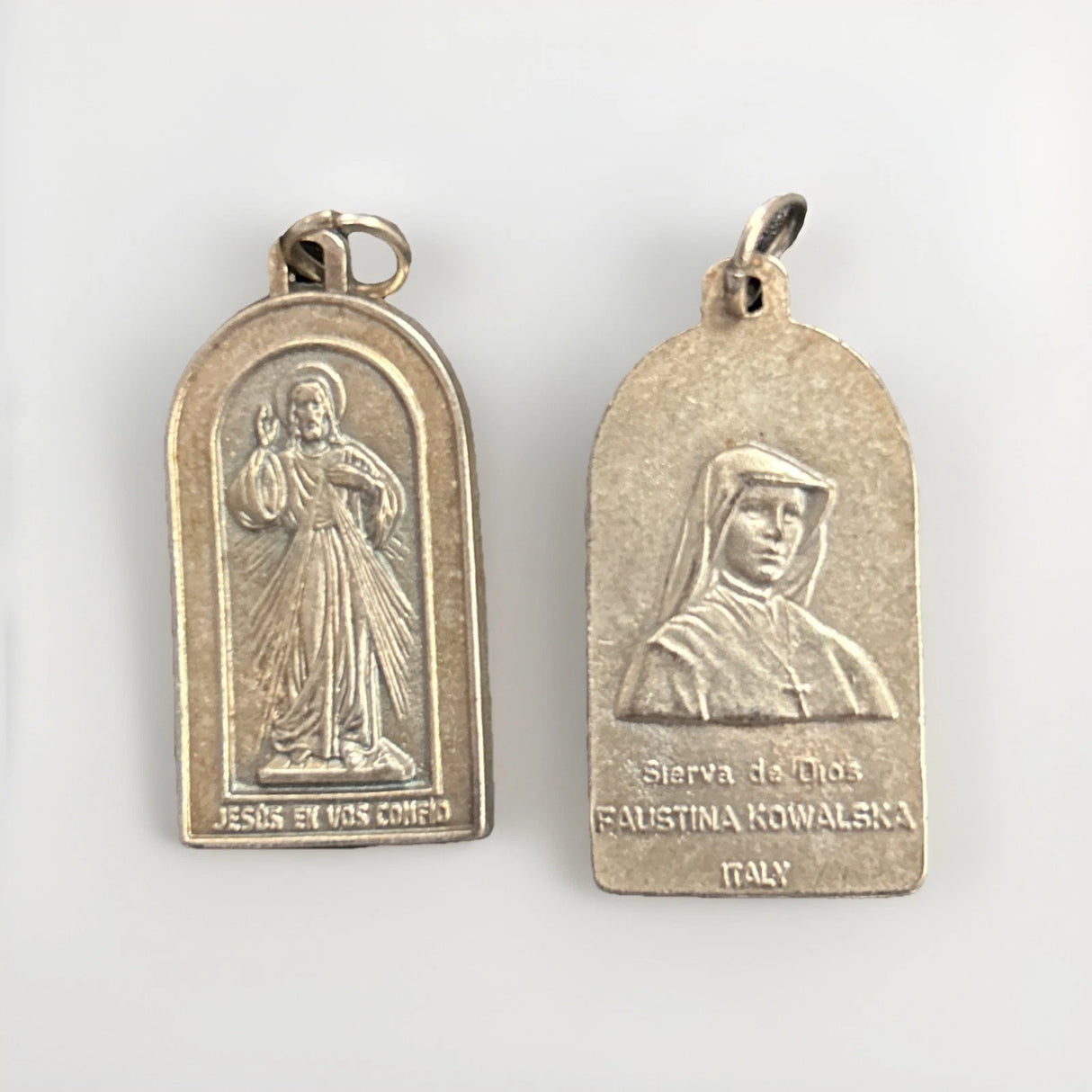 Medalla Misericordia/St. Faustina -1.5"