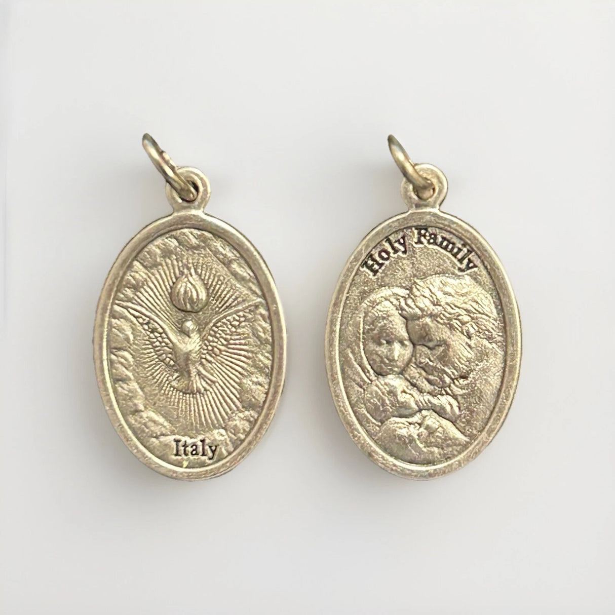HOLY SPIRIT \ HOLY FAMILY MEDAL