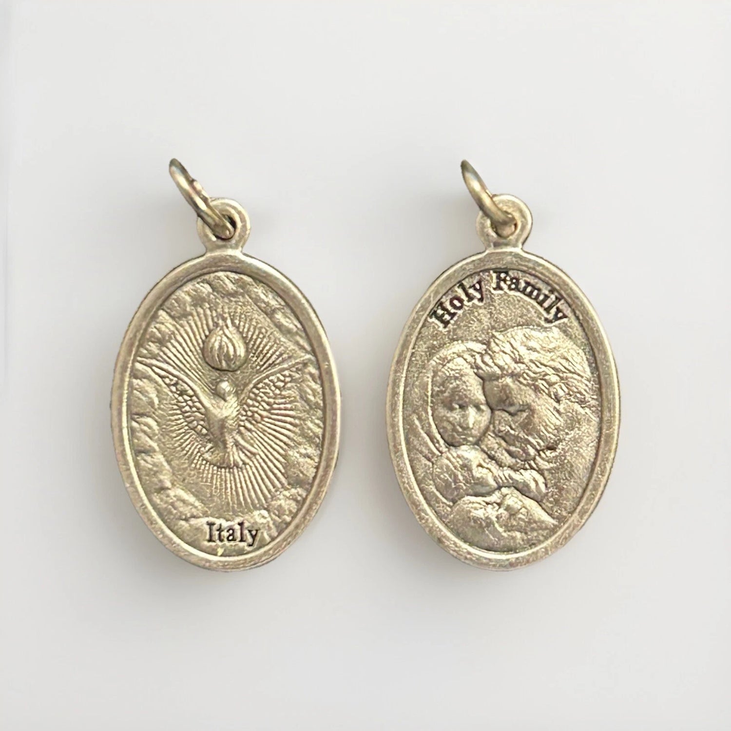 HOLY SPIRIT \ HOLY FAMILY MEDAL