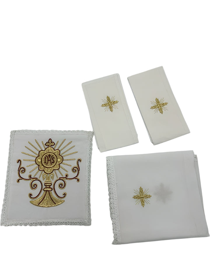 Monstrance Linen Pall Corporal Purificator Lavabo