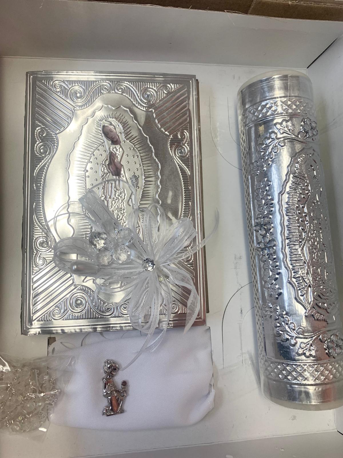 ENGLISH FIRST COMMUNION SET