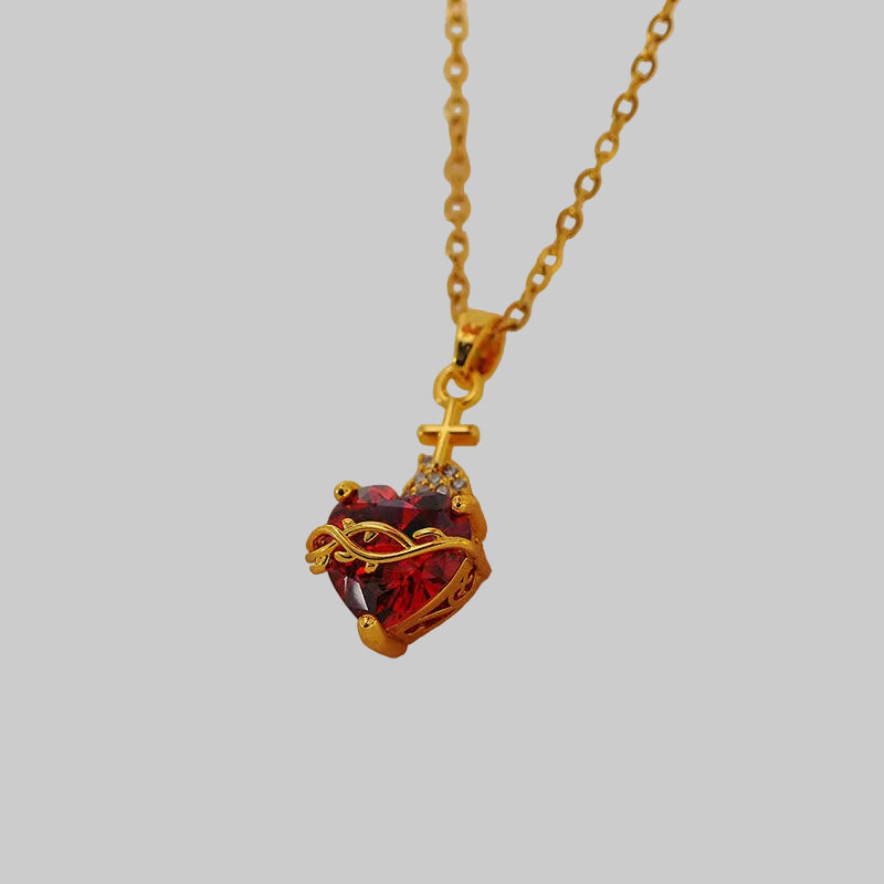 SACRED HEART GOLD NECKLACE
