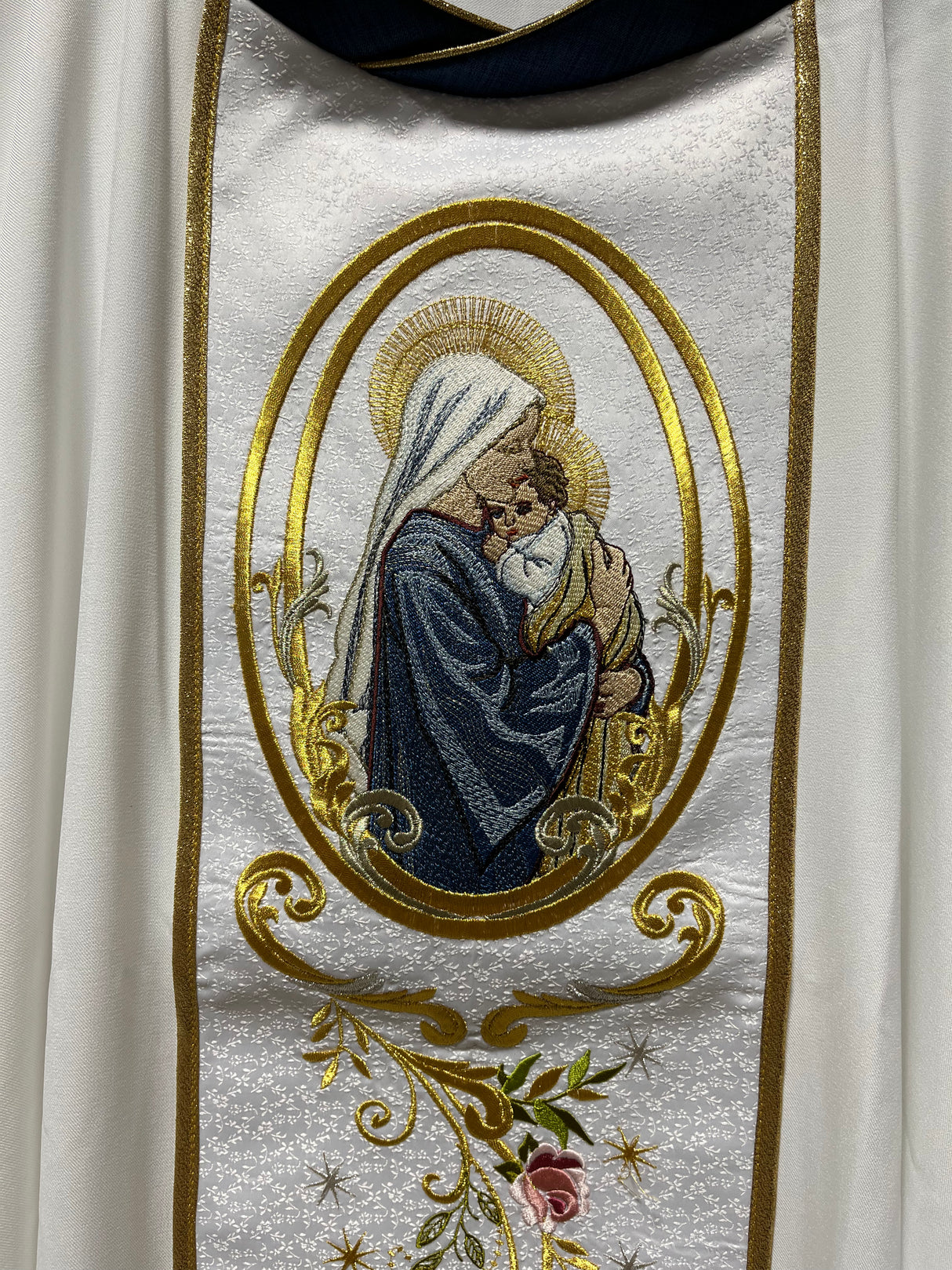 White Chasuble ( Mary Mother of God)