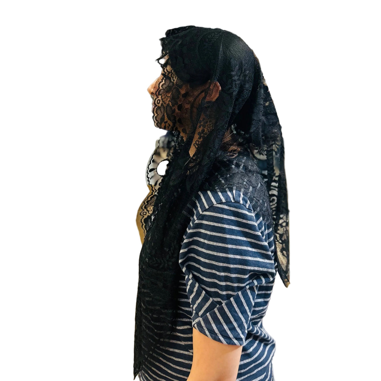 Black Lace Triangle Mantilla Veil
