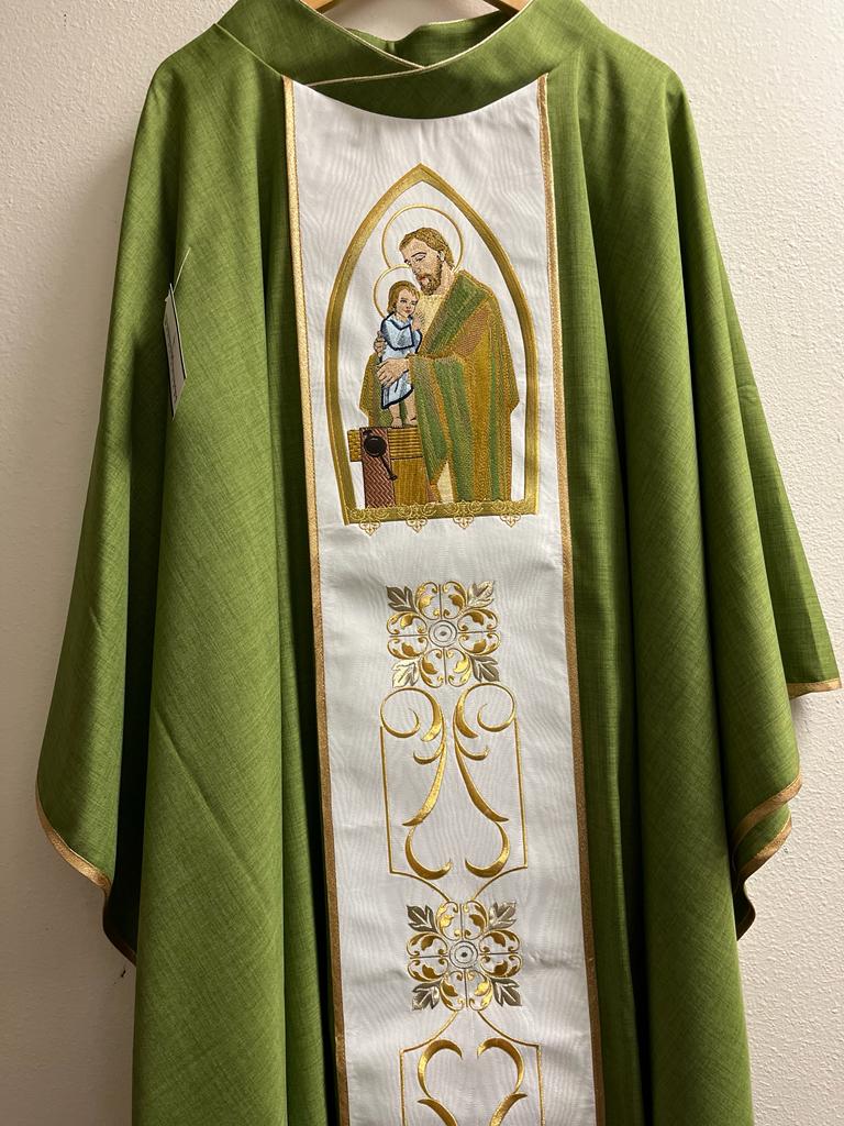 CASULLA VERDE DE SAN JOSE
