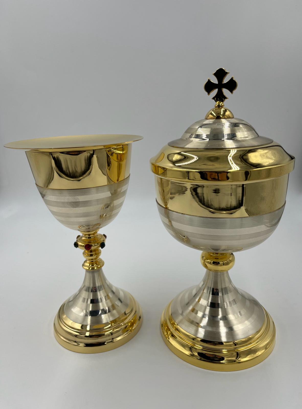SET  CIBORIUM AND CHALICE II