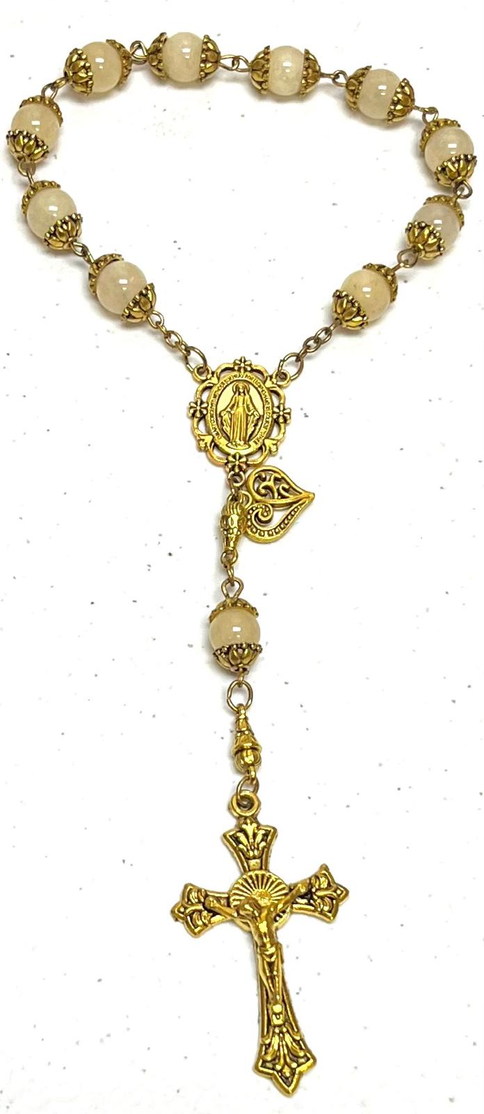 Decenario de Rosario color Ivory (Marfil) con Dorado