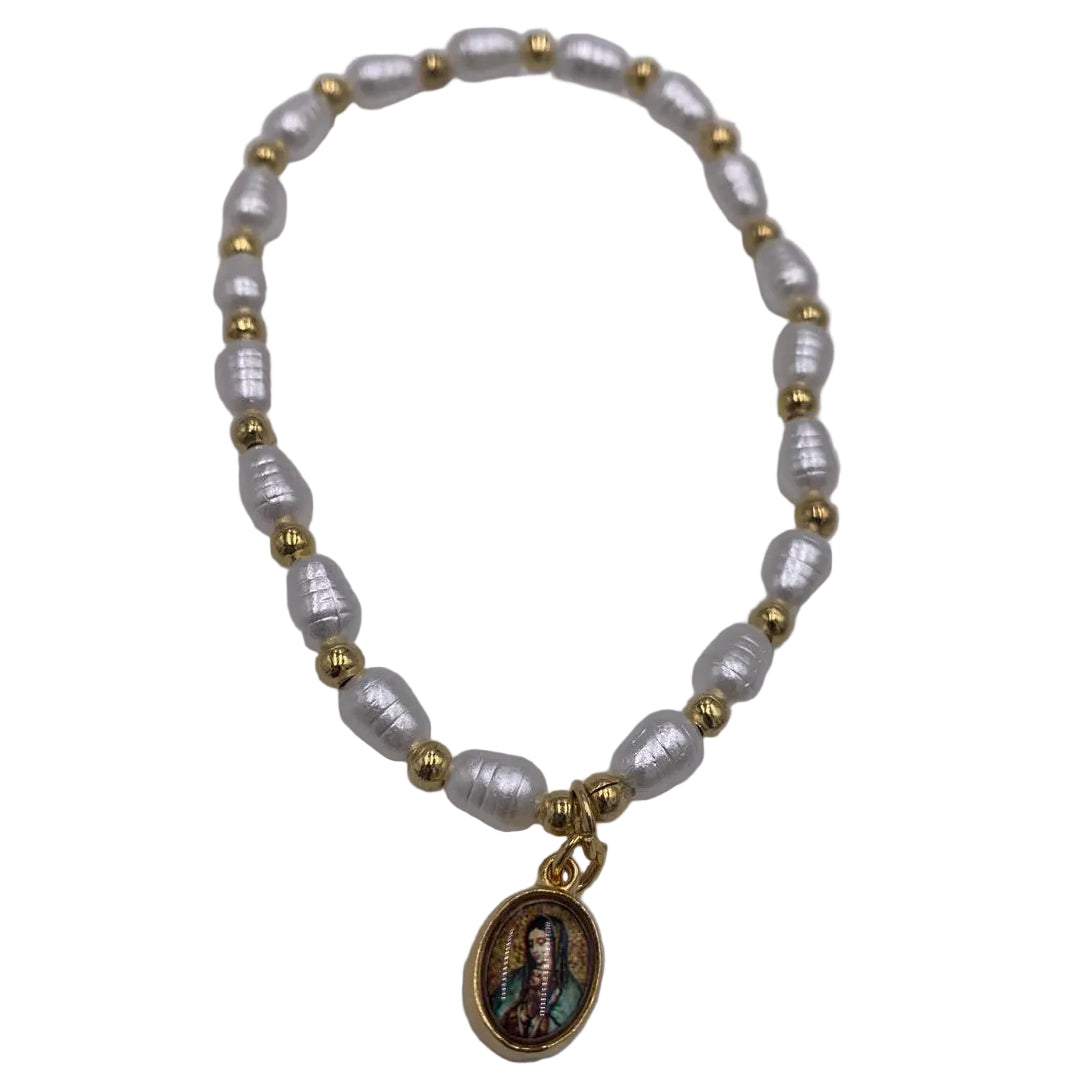 PEARL& GOLD  BRACELET WITH DOUBLE SIDED MEDAL