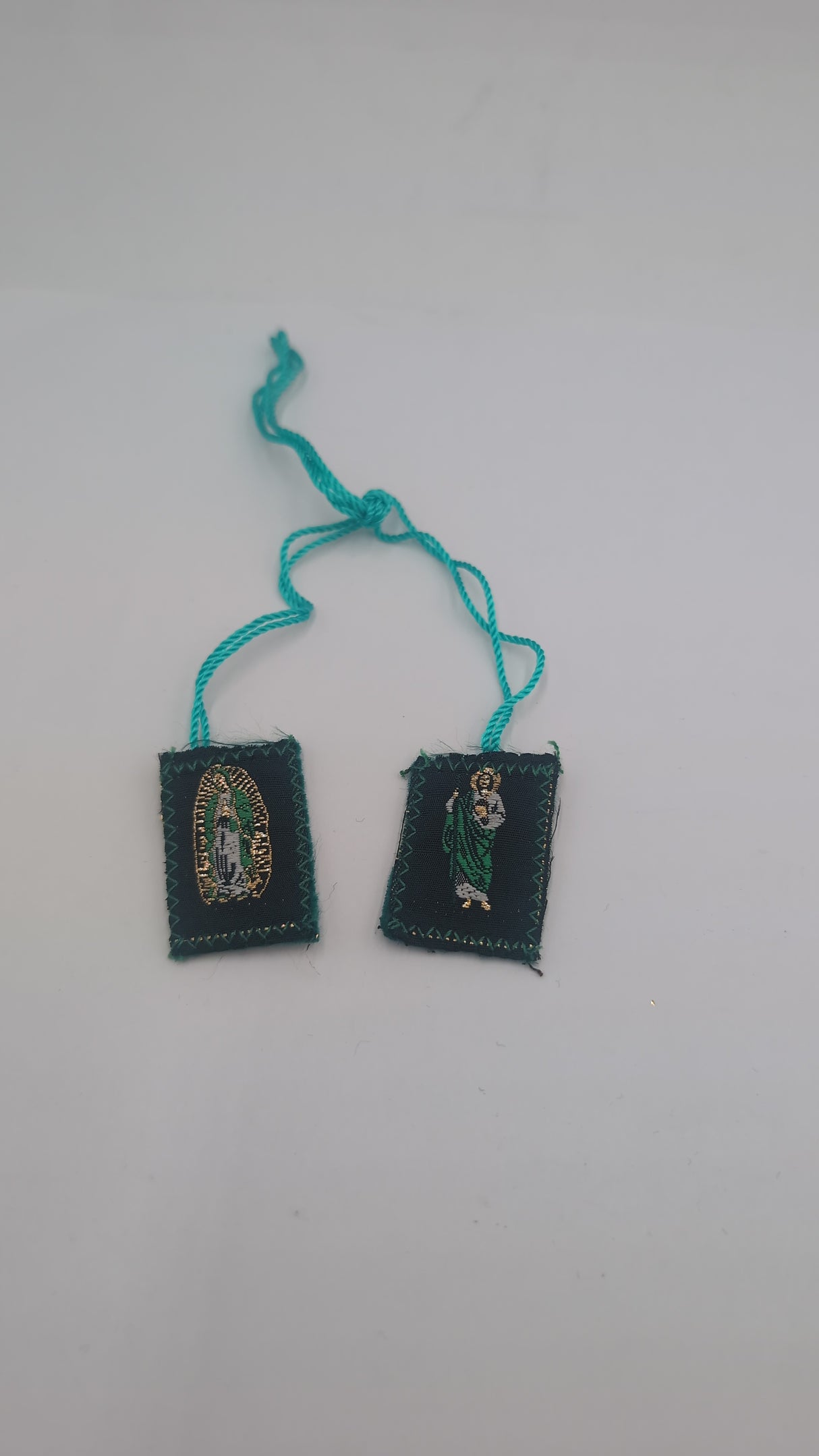Escapulario de La Virgen de Guadalupe y San Judas / Scapular of Our Lady of Guadalupe and St. Jude