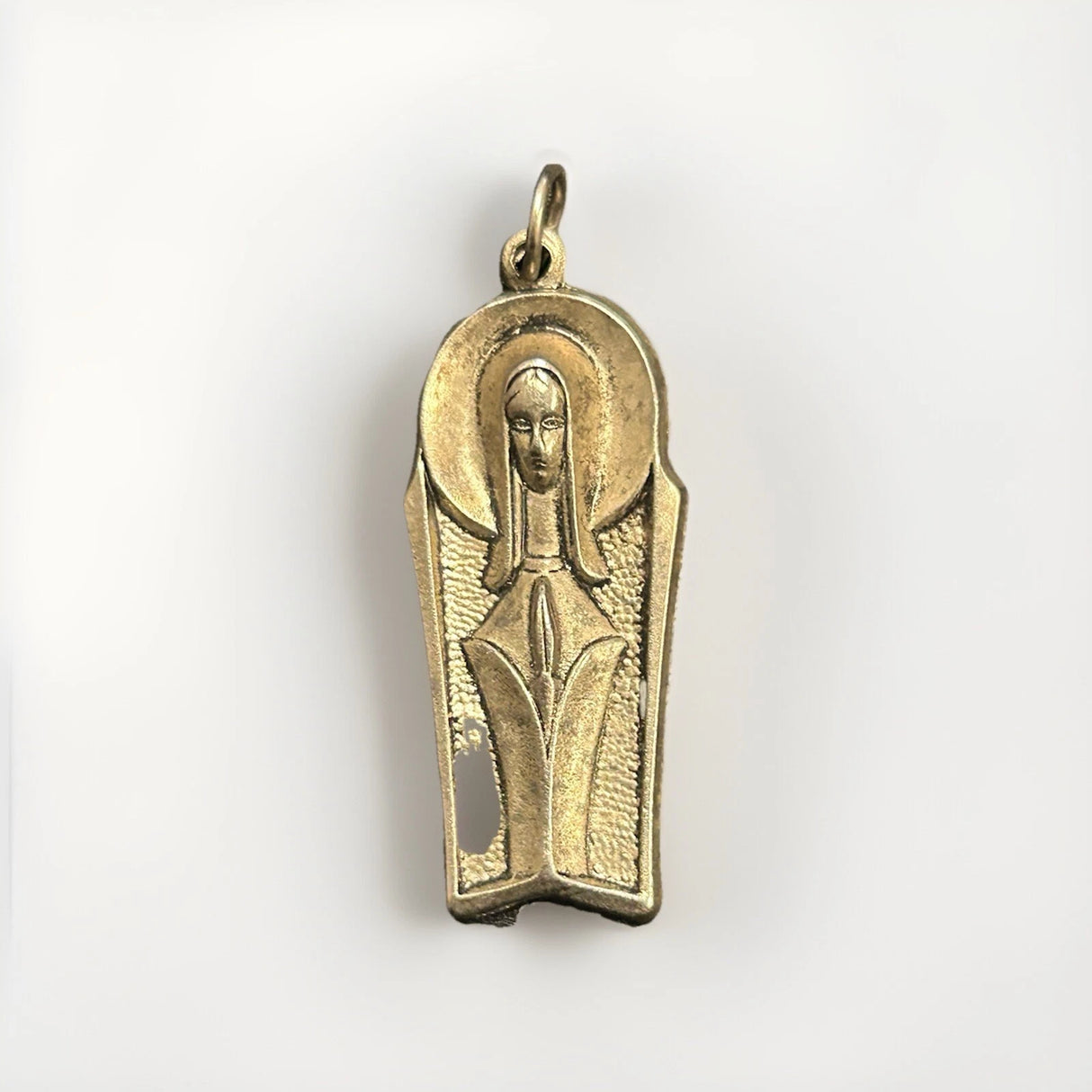 Madonna Pendant