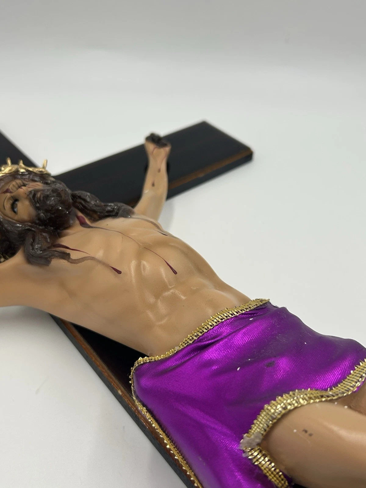 Christ with polyester cloth 26"
